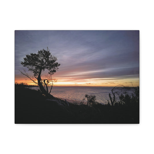 A Tranquil Evening: The Sunset Over Cowes - Thick Matte Canvas Print