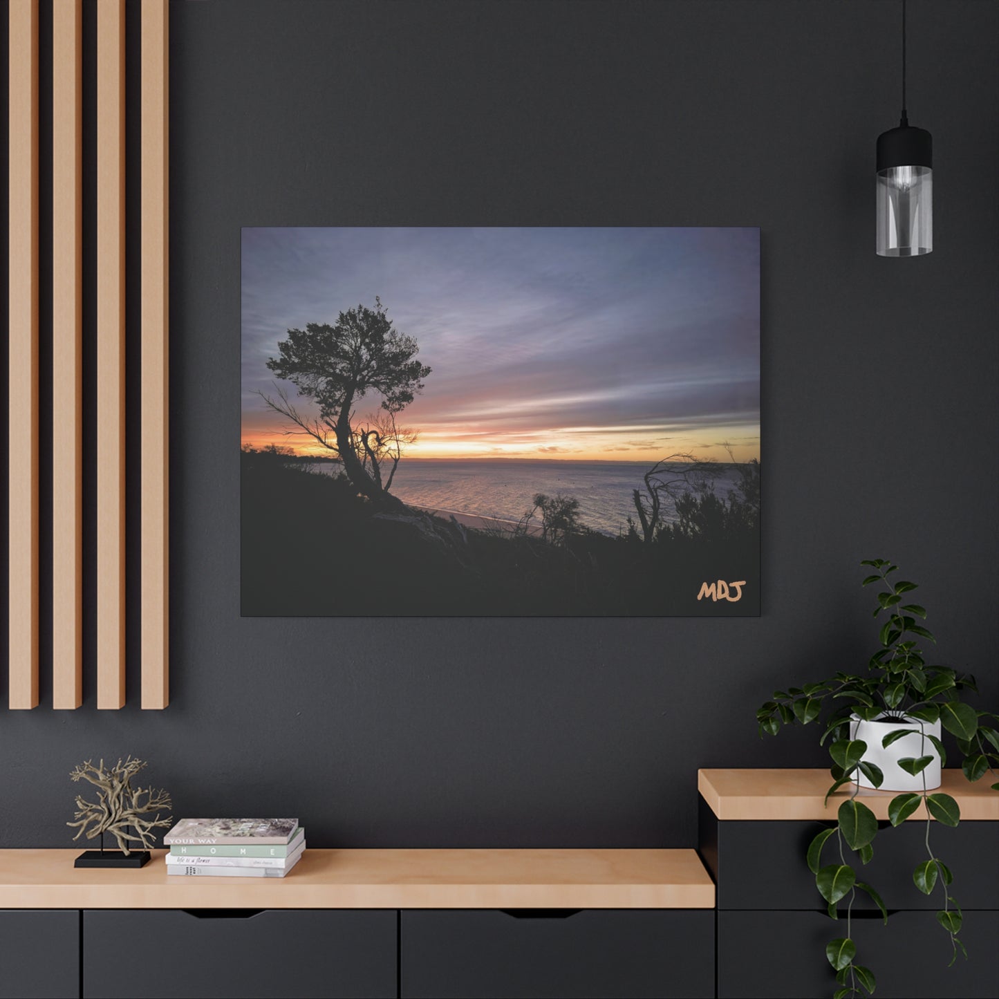 A Tranquil Evening: The Sunset Over Cowes - Canvas Print