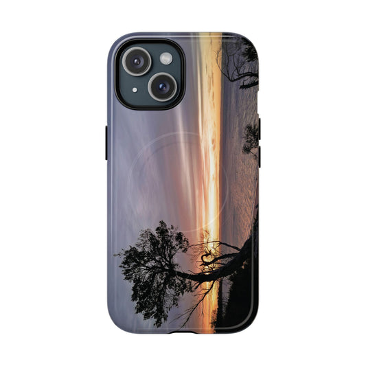 A Tranquil Evening: The Sunset Over Cowes - Tough Magnetic Cases