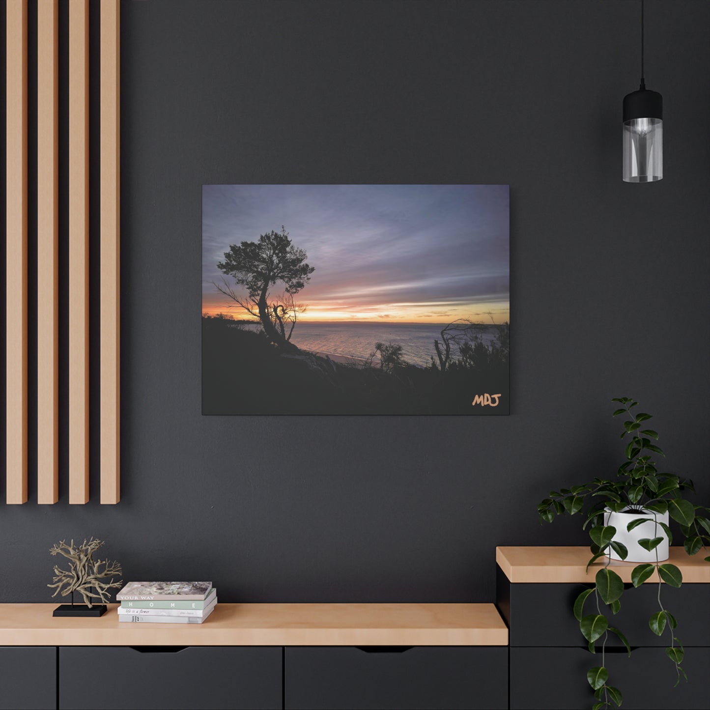 A Tranquil Evening: The Sunset Over Cowes - Canvas Print